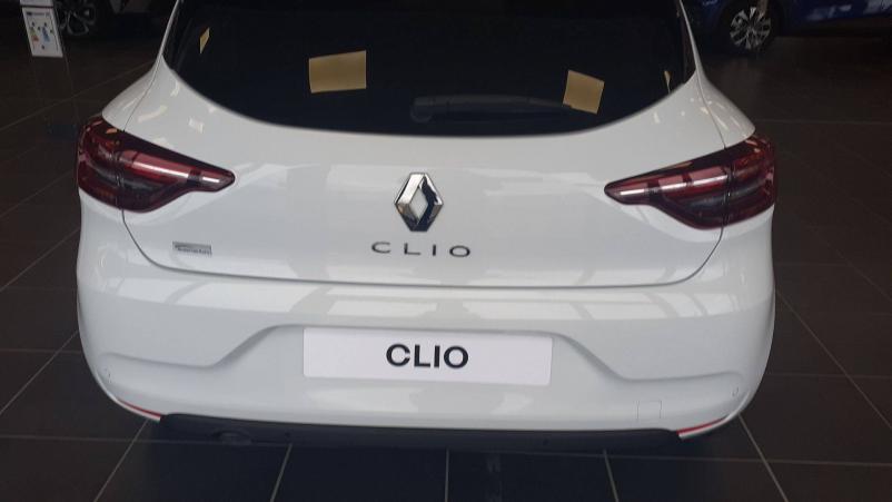 Vente en ligne Renault Clio 5 Clio TCe 90 au prix de 20 990 €