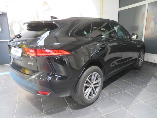 Vente en ligne Jaguar F-Pace  2.0 D - 180 ch  AWD BVA8 au prix de 29 990 €