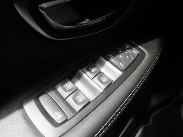 Vente en ligne Renault Scenic 4 Scenic TCe 160 FAP EDC au prix de 23 990 €