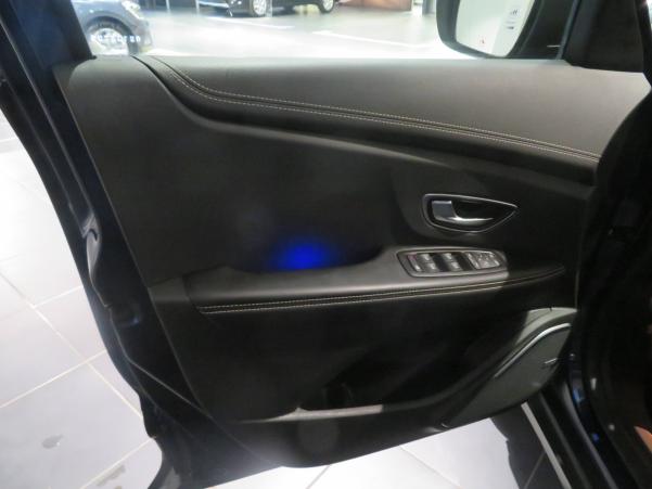 Vente en ligne Renault Scenic 4 Scenic TCe 160 FAP EDC au prix de 23 990 €