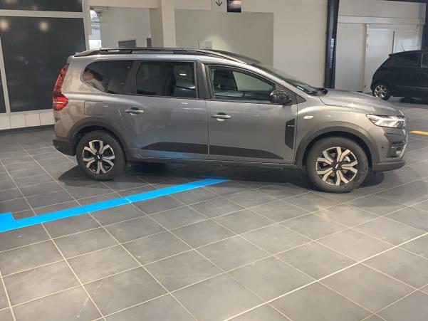 Vente en ligne Dacia Jogger  Hybrid 140 7 places au prix de 27 790 €