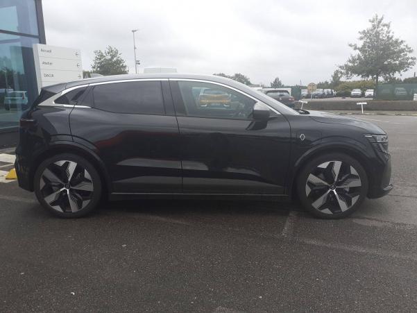 Vente en ligne Renault Megane E-Tech Megane V EV60 220 ch super charge au prix de 44 990 €