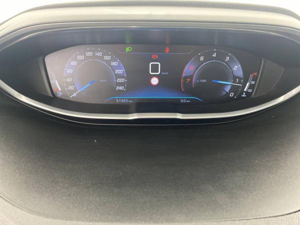 Vente en ligne Peugeot 3008  1.2 Puretech 130ch S&S BVM6 au prix de 18 490 €