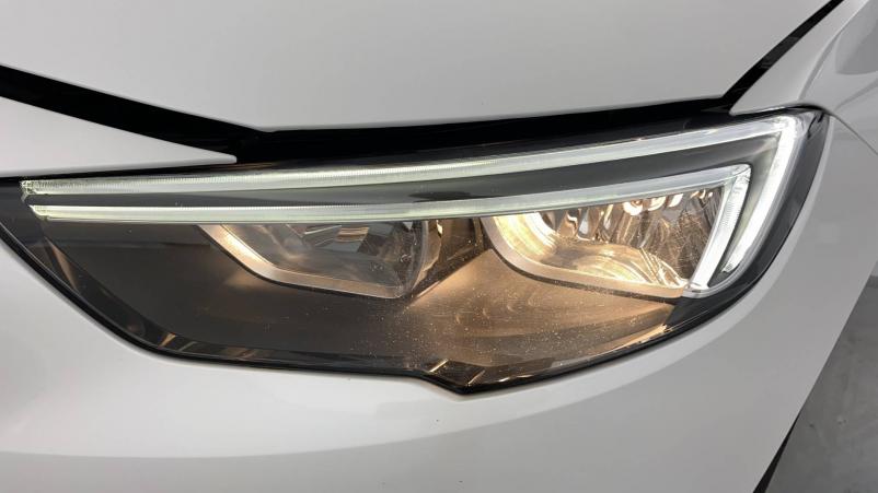 Vente en ligne Opel Insignia  1.6 D 136 ch BVA6 au prix de 16 990 €
