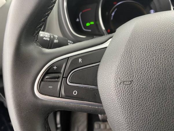 Vente en ligne Renault Scenic 4 Scenic Blue dCi 120 au prix de 17 990 €