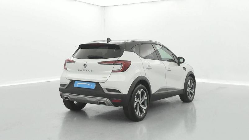 Vente en ligne Renault Captur  mild hybrid 160 EDC au prix de 25 290 €