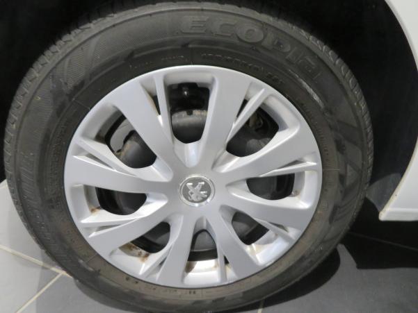 Vente en ligne Peugeot 208  BlueHDi 100ch BVM6 au prix de 12 990 €