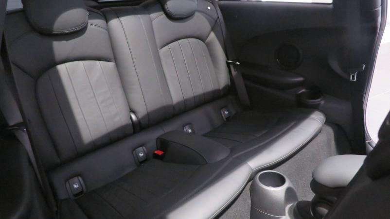 Vente en ligne Mini Mini Hatch 3 Portes Cooper SE 184 ch au prix de 29 990 €
