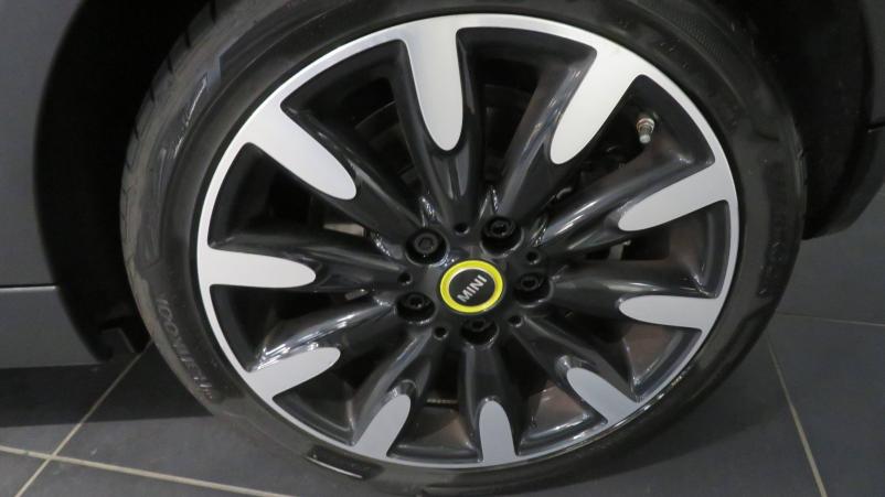 Vente en ligne Mini Mini Hatch 3 Portes Cooper SE 184 ch au prix de 34 990 €