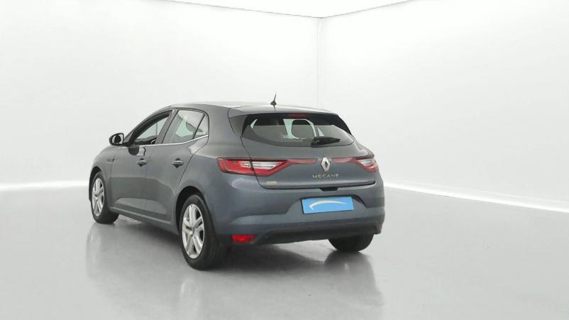 Vente en ligne Renault Megane 4 Mégane IV Berline Blue dCi 115 au prix de 15 990 €