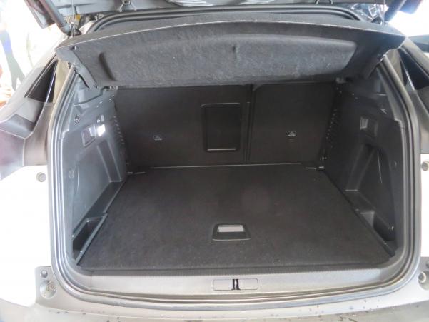 Vente en ligne Peugeot 3008  2.0 BlueHDi 180ch S&S EAT6 au prix de 26 990 €