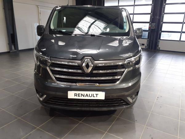 Vente en ligne Renault Trafic Cabine Approfondie TRAFIC CA L1H1 3000 KG BLUE DCI 150 EDC au prix de 43 490 €