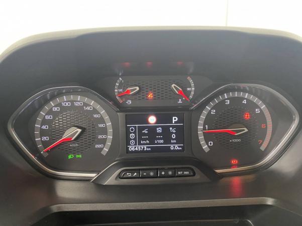 Vente en ligne Peugeot Rifter  Standard BlueHDi 130 S&S EAT8 au prix de 25 990 €