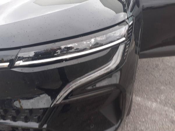 Vente en ligne Renault Megane E-Tech Megane V EV60 220 ch super charge au prix de 44 990 €