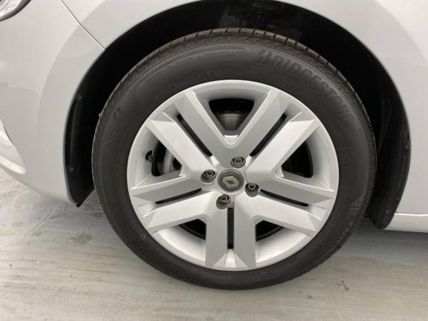 Vente en ligne Renault Clio 5 Clio Blue dCi 100 - 21N au prix de 17 990 €