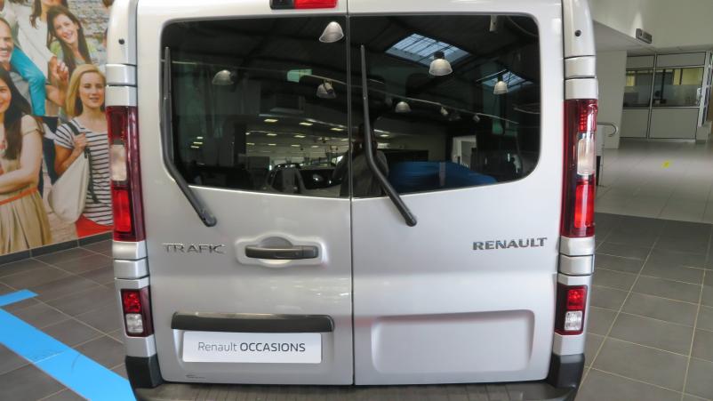 Vente en ligne Renault Trafic 3 Combi  L2 dCi 145 Energy S&S au prix de 37 990 €