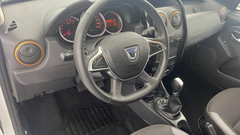 Vente en ligne Dacia Duster  dCi 110 EDC 4x2 au prix de 15 100 €
