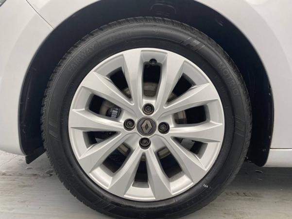 Vente en ligne Renault Clio 5 Clio TCe 100 GPL - 21 au prix de 16 990 €