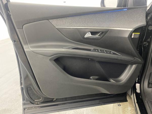 Vente en ligne Peugeot 5008  PureTech 130ch S&S EAT8 au prix de 28 600 €