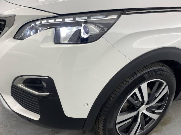 Vente en ligne Peugeot 3008 3008 1.6 THP 165ch S&S EAT6 au prix de 24 900 €