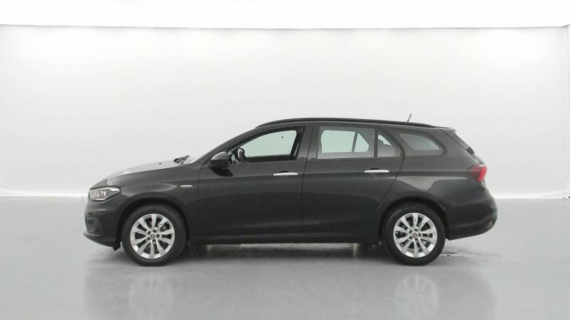 Vente en ligne Fiat Tipo Station Wagon Tipo Station Wagon 1.6 MultiJet 120 ch S&S au prix de 16 100 €