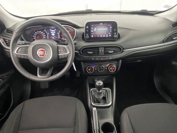 Vente en ligne Fiat Tipo Station Wagon Tipo Station Wagon 1.6 MultiJet 120 ch S&S au prix de 16 100 €