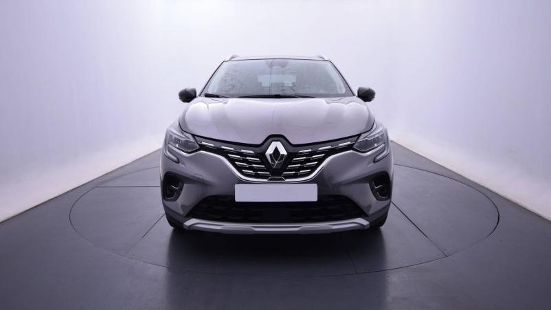Vente en ligne Renault Captur  mild hybrid 160 EDC au prix de 27 900 €