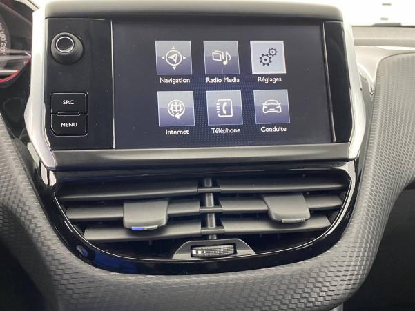 Vente en ligne Peugeot 208  1.2 PureTech 82ch BVM5 au prix de 12 500 €