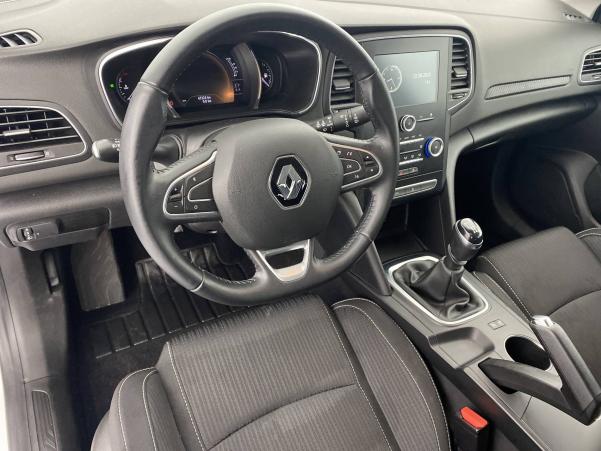 Vente en ligne Renault Megane 4 Mégane IV Berline Blue dCi 115 au prix de 17 600 €