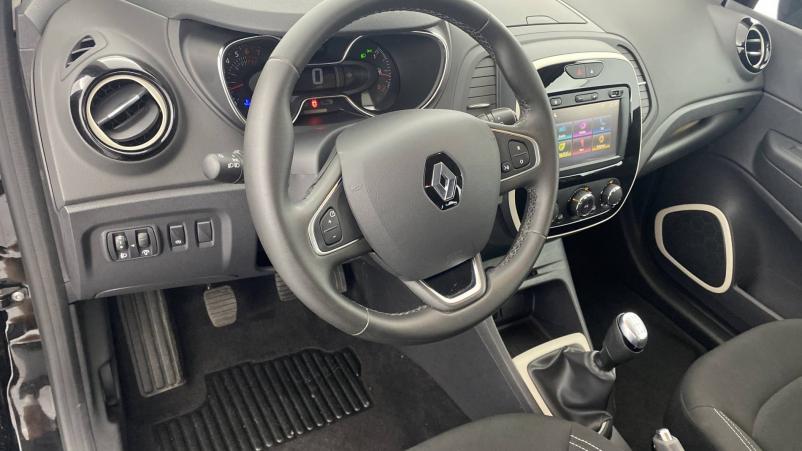 Vente en ligne Renault Captur Captur TCe 90 E6C au prix de 14 900 €