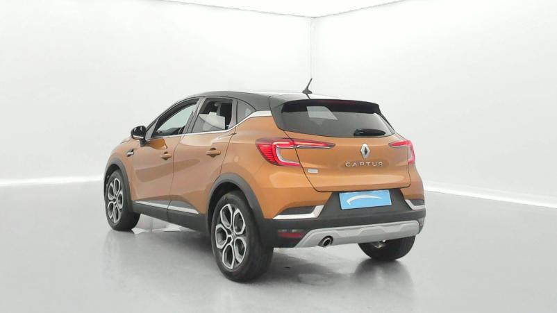 Vente en ligne Renault Captur  Blue dCi 115 EDC au prix de 22 600 €