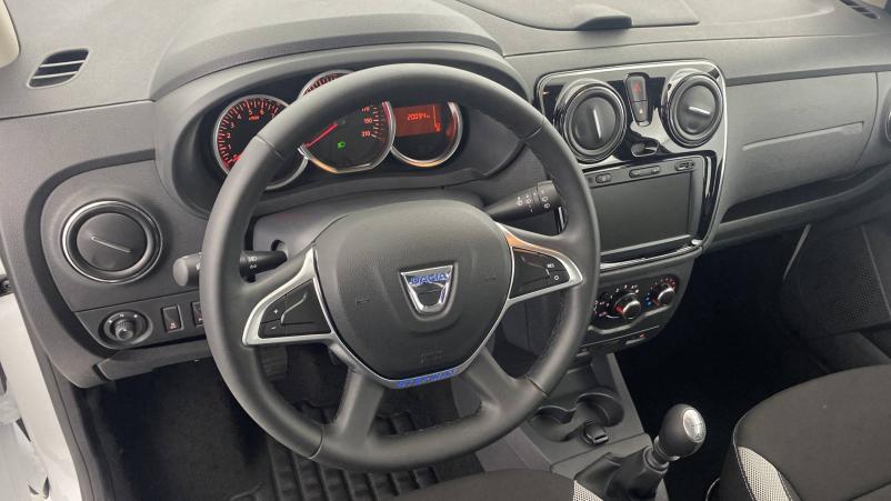 Vente en ligne Dacia Lodgy  Blue dCi 115 7 places au prix de 18 990 €