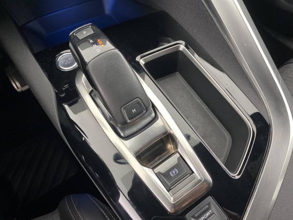 Vente en ligne Peugeot 5008  1.6 BlueHDi 120ch S&S EAT6 au prix de 25 900 €