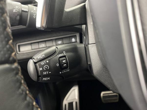 Vente en ligne Peugeot 5008  1.6 BlueHDi 120ch S&S EAT6 au prix de 25 900 €