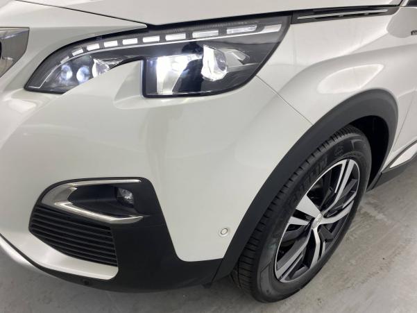 Vente en ligne Peugeot 5008  1.6 BlueHDi 120ch S&S EAT6 au prix de 25 900 €