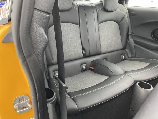 Vente en ligne Mini Mini Hatch 3 Portes Cooper 136 ch au prix de 18 500 €