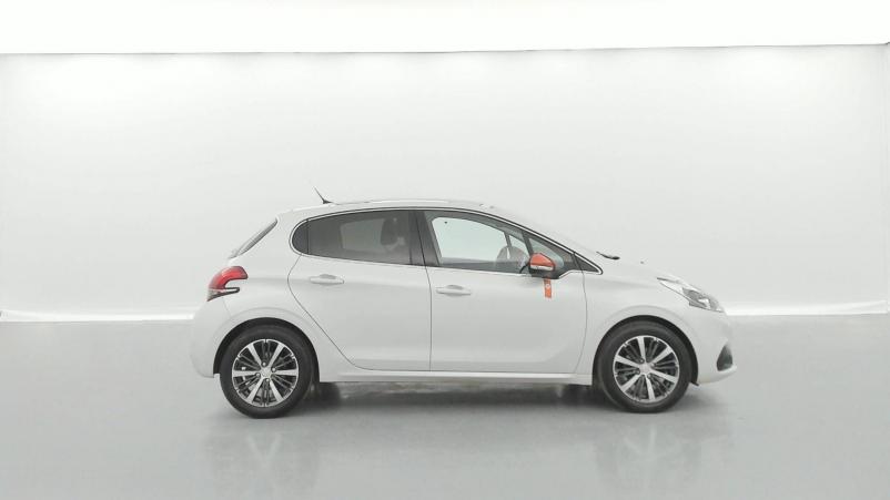 Vente en ligne Peugeot 208  1.2 PureTech 110ch S&S BVM5 au prix de 12 490 €