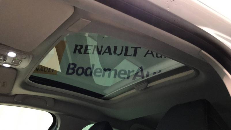 Vente en ligne Renault Megane 4 Mégane IV Berline Blue dCi 115 au prix de 23 990 €