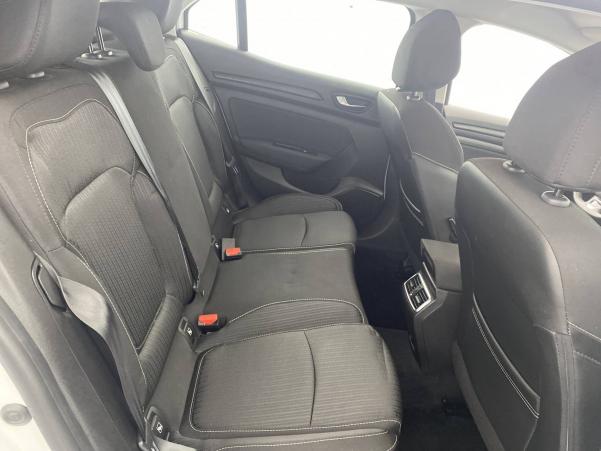 Vente en ligne Renault Megane 4 Mégane IV Berline Blue dCi 95 au prix de 15 990 €