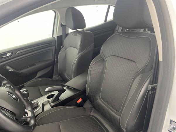 Vente en ligne Renault Megane 4 Mégane IV Berline Blue dCi 95 au prix de 15 990 €