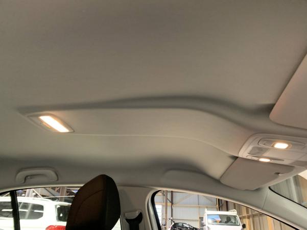 Vente en ligne Renault Megane 4 Mégane IV Berline Blue dCi 95 au prix de 16 990 €