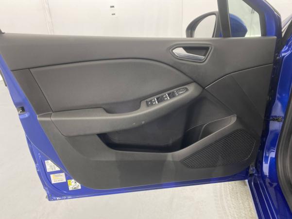 Vente en ligne Renault Clio 5 Clio TCe 90 au prix de 17 980 €