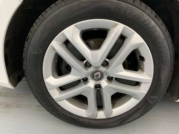 Vente en ligne Renault Megane 4 Mégane IV Berline Blue dCi 95 au prix de 16 990 €