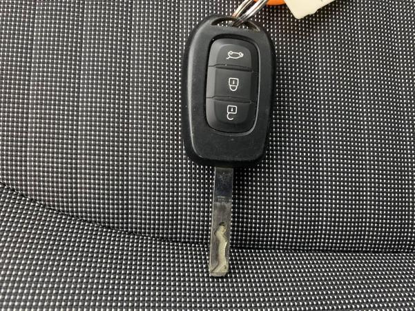 Vente en ligne Renault Twingo 3  SCe 75 - 20 au prix de 10 990 €