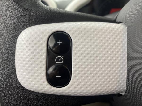 Vente en ligne Renault Twingo 3  SCe 75 - 20 au prix de 10 990 €