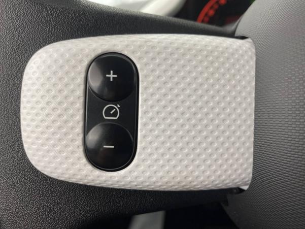 Vente en ligne Renault Twingo 3  1.0 SCe 70 E6C au prix de 9 990 €