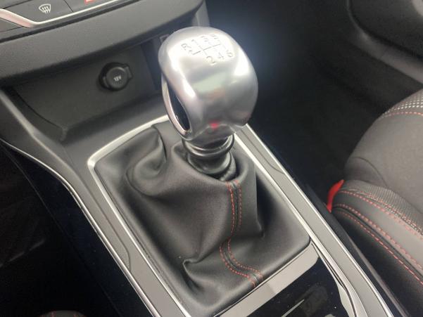 Vente en ligne Peugeot 308  1.2 PureTech 130ch S&S BVM6 au prix de 17 490 €