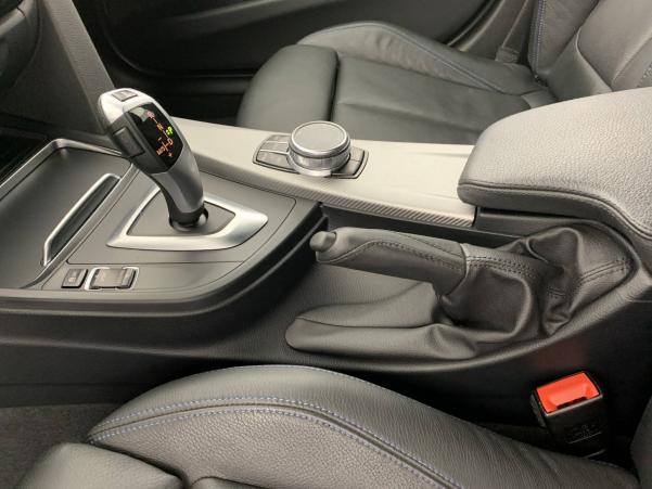 Vente en ligne Bmw Série 3 Touring Touring 320d xDrive 190 ch BVA8 au prix de 27 990 €