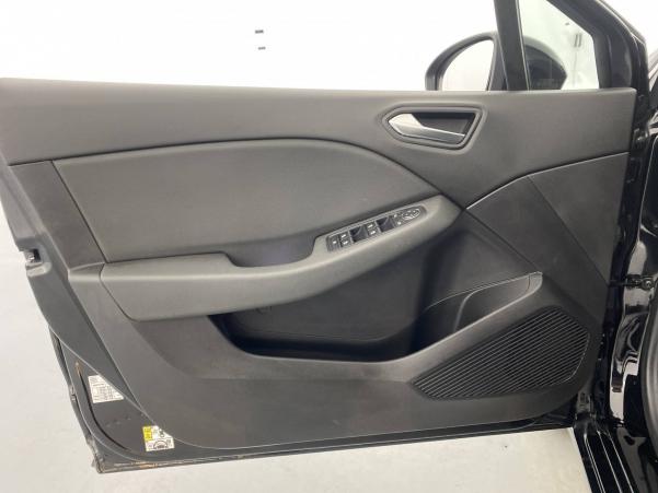Vente en ligne Renault Clio 5 Clio TCe 90  au prix de 18 980 €