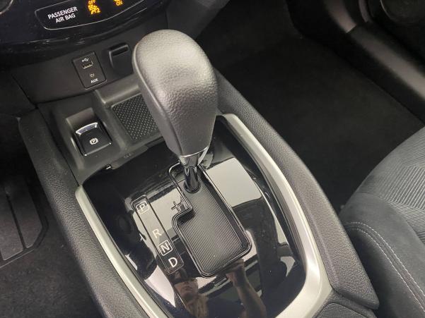 Vente en ligne Nissan X-Trail  2.0 dCi 177 7pl Xtronic au prix de 19 590 €